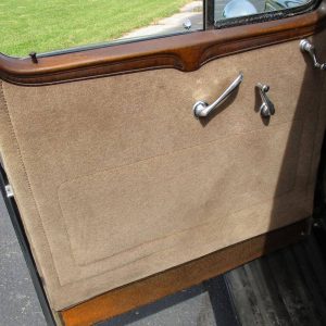 67964673-770-0@2X 1933 Buick 90