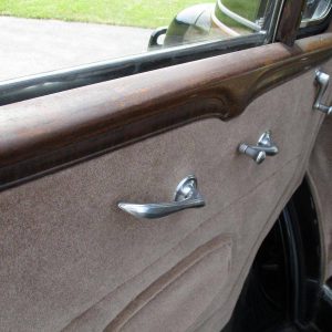 67964680-770-0@2X 1933 Buick 90