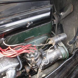 67964695-770-0@2X 1933 Buick 90