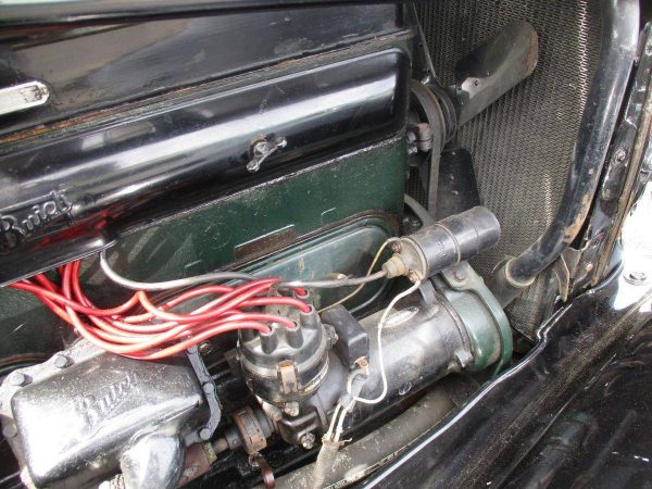 67964695-770-0@2X 1933 Buick 90