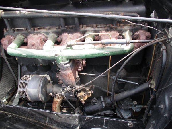 67964697-770-0@2X 1933 Buick 90