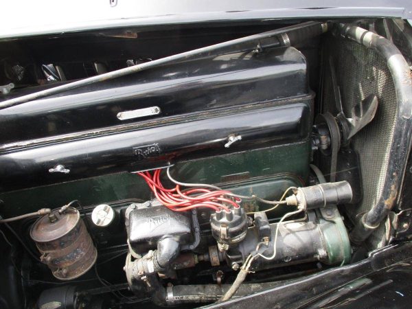 67964700-770-0@2X 1933 Buick 90