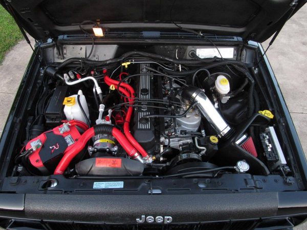 68049720-770-0@2X 1999 Jeep Cherokee