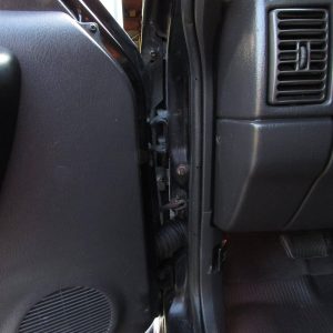 68049731-770-0@2X 1999 Jeep Cherokee