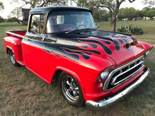 68185132-770-0@2X 1957 Chevrolet 3100 Show Truck