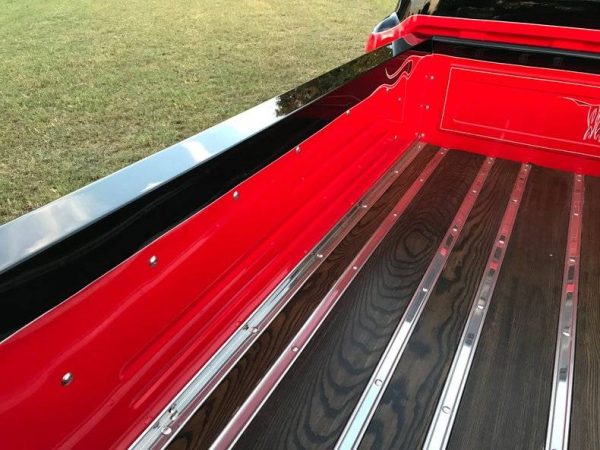 68185149-770-0@2X 1957 Chevrolet 3100 Show Truck