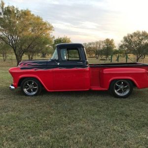 68185158-770-0@2X 1957 Chevrolet 3100 Show Truck