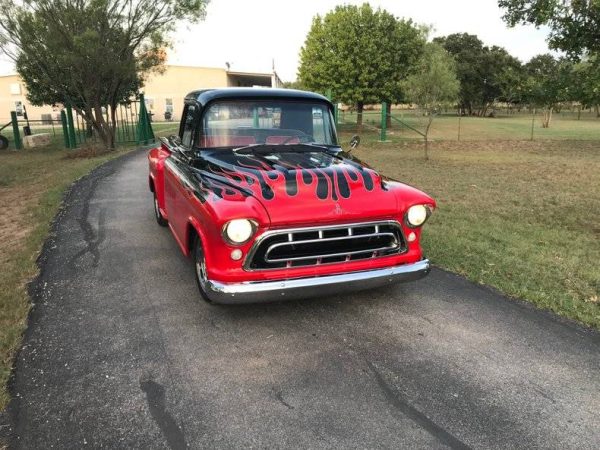 68185162-770-0@2X 1957 Chevrolet 3100 Show Truck