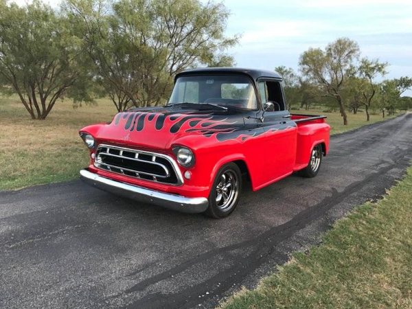 68185180-770-0@2X 1957 Chevrolet 3100 Show Truck