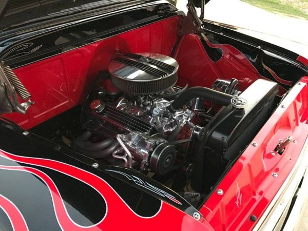 68185184-770-0@2X 1957 Chevrolet 3100 Show Truck