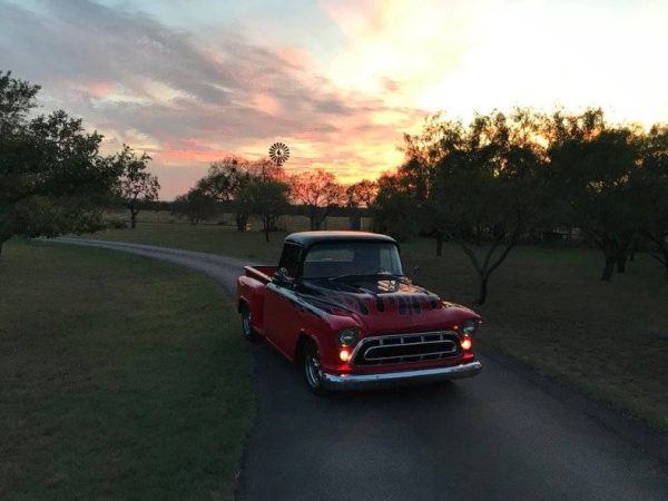 68185191-770-0@2X 1957 Chevrolet 3100 Show Truck