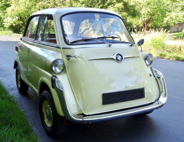 68242475-770-0@2X 1959 BMW Isetta 600