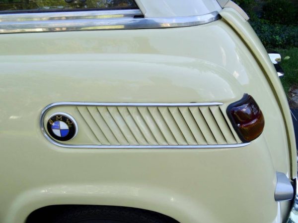 68242569-770-0@2X 1959 BMW Isetta 600