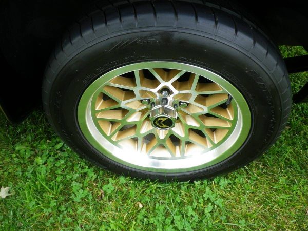 68328328-770-0@2X 1978 Pontiac Trans Am