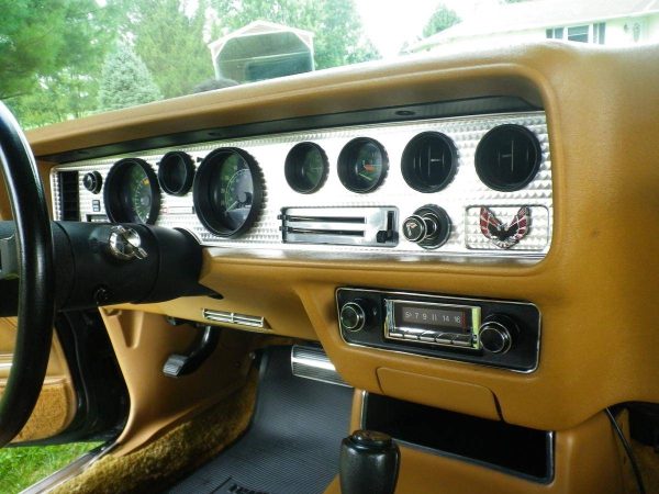 68329690-770-0@2X 1978 Pontiac Trans Am