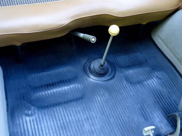 68449612-770-0@2X 1959 BMW Isetta 600
