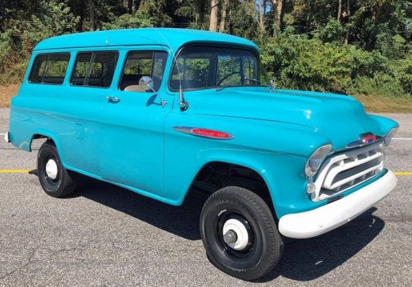 68450308-770-0@2X 1957 Chevrolet Suburban NAPCO 4X4