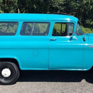 68450309-770-0@2X 1957 Chevrolet Suburban NAPCO 4X4