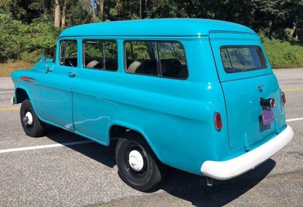 68450313-770-0@2X 1957 Chevrolet Suburban NAPCO 4X4