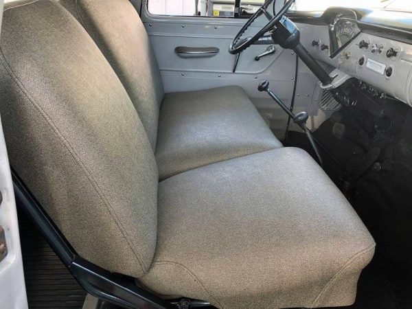 68450314-770-0@2X 1957 Chevrolet Suburban NAPCO 4X4
