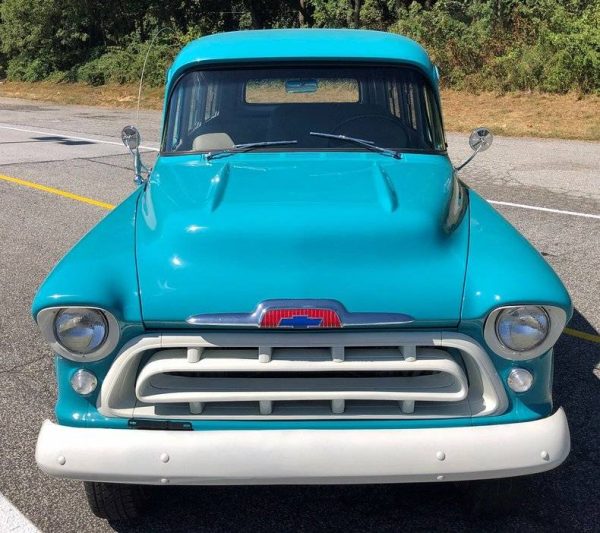 68450323-770-0@2X 1957 Chevrolet Suburban NAPCO 4X4
