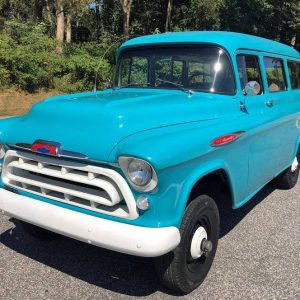68450355-770-0@2X 1957 Chevrolet Suburban NAPCO 4X4