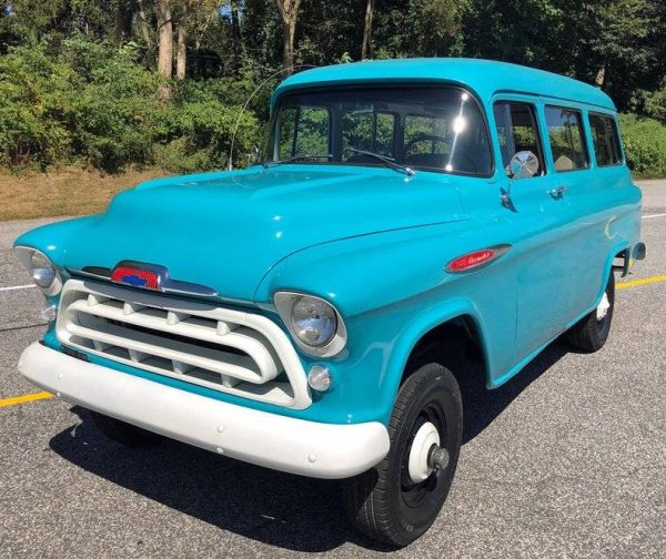 68450355-770-0@2X 1957 Chevrolet Suburban NAPCO 4X4
