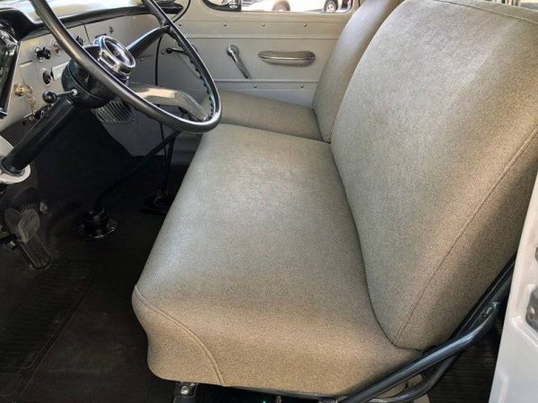 68450362-770-0@2X 1957 Chevrolet Suburban NAPCO 4X4