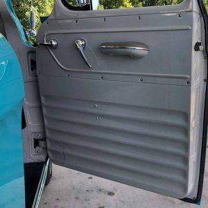 68450375-770-0@2X 1957 Chevrolet Suburban NAPCO 4X4