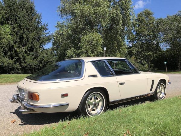 68509772-770-0@2X 1973 Jensen Interceptor 3