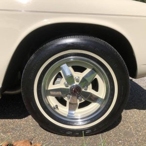 68509786-770-0@2X 1973 Jensen Interceptor 3