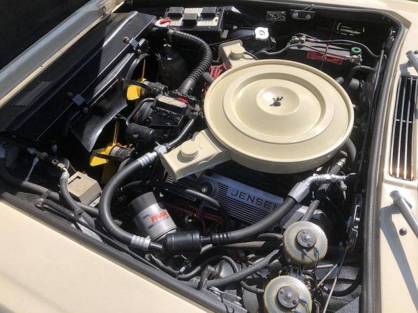 68509788-770-0@2X 1973 Jensen Interceptor 3
