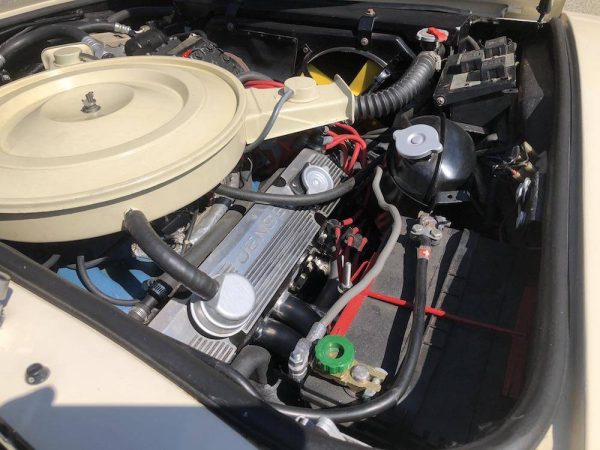 68509789-770-0@2X 1973 Jensen Interceptor 3