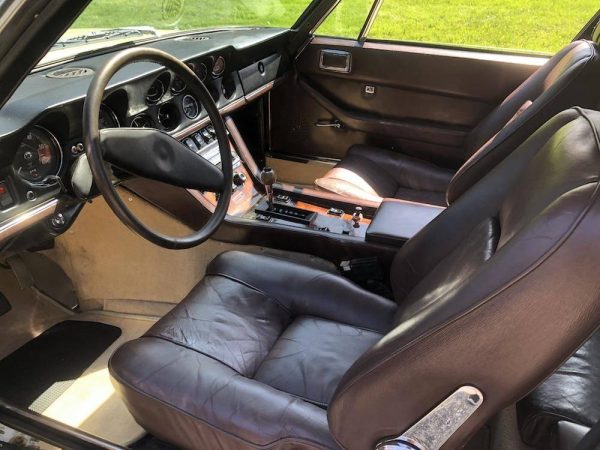 68509793-770-0@2X 1973 Jensen Interceptor 3