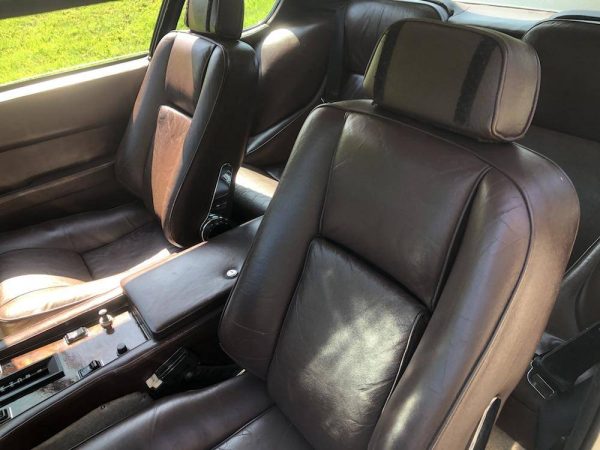 68509794-770-0@2X 1973 Jensen Interceptor 3