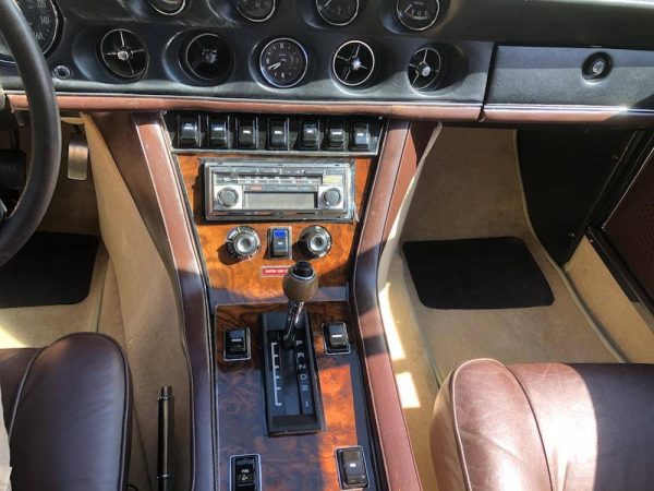68509798-770-0@2X 1973 Jensen Interceptor 3