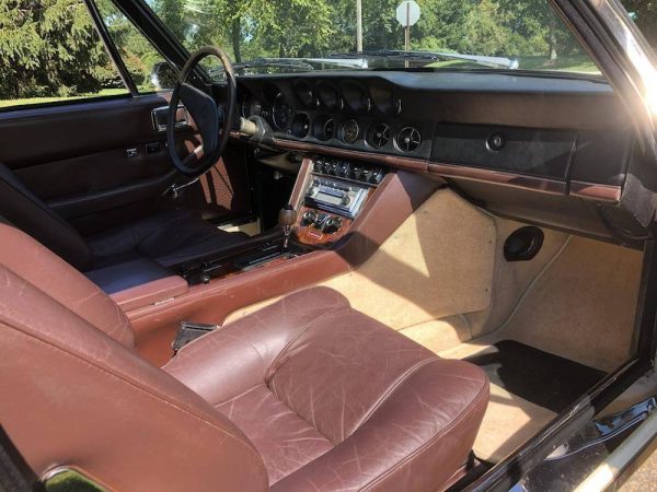 68509803-770-0@2X 1973 Jensen Interceptor 3