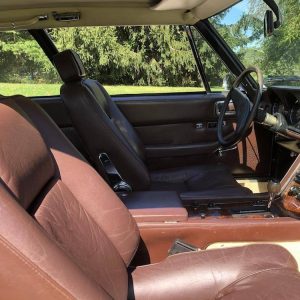 68509804-770-0@2X 1973 Jensen Interceptor 3