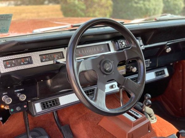 68676790-770-0@2X 1979 International Scout