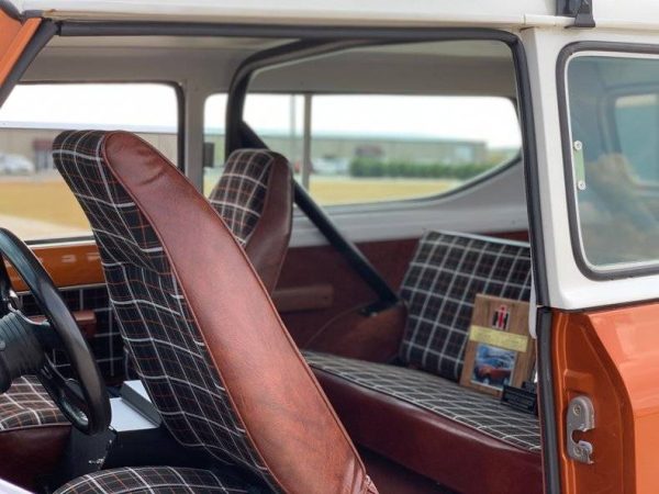 68676793-770-0@2X 1979 International Scout