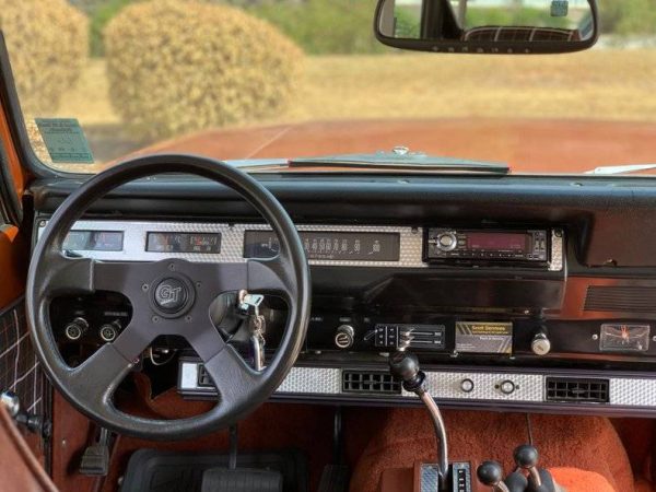 68676795-770-0@2X 1979 International Scout