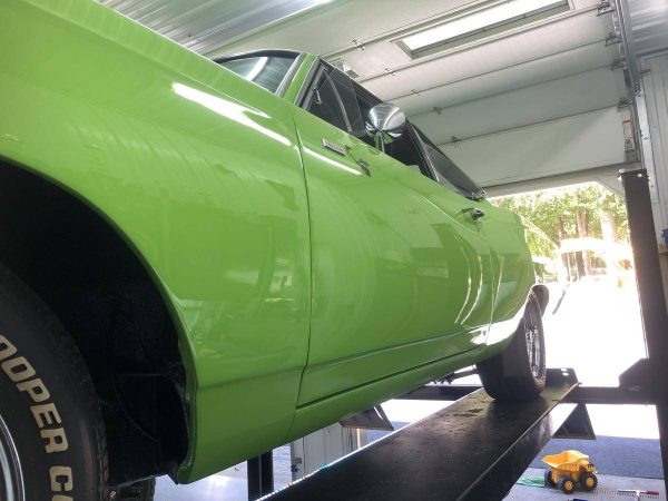 68811361-770-0@2X 1968 Plymouth Road Runner