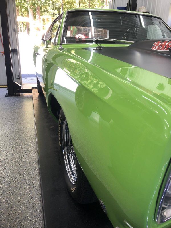 68811543-770-0@2X 1968 Plymouth Road Runner