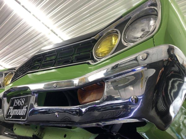 68811901-770-0@2X 1968 Plymouth Road Runner