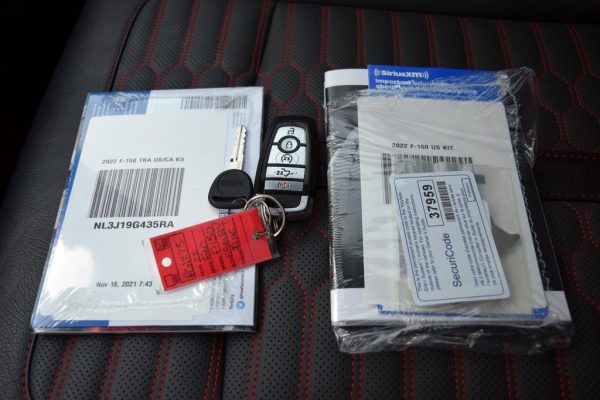6bb2d96048b2419aa34aa0bd6960f0fb 2022 Ford F150 Lariat Blue Metallic