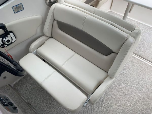7234976_20190930120226196_1_XLARGE 2012 Chaparral 270 Signature
