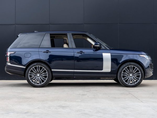 75506ab2ee144b03a73b9062da7b3ad4 2021 Land Rover Range Rover P525 Westminster Edition