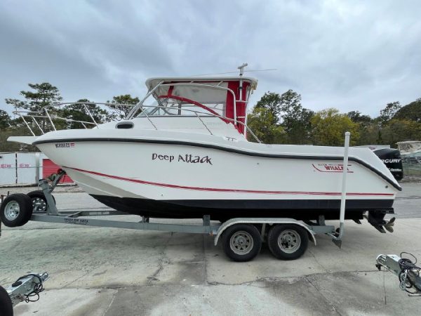 8266372_20220330110533590_1_XLARGE 2002 Boston Whaler 255 Conquest