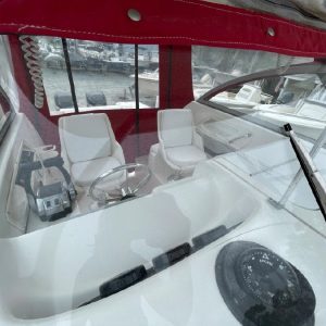 8266372_20220330110718567_1_XLARGE 2002 Boston Whaler 255 Conquest