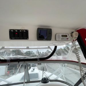8266372_20220330110749398_1_XLARGE 2002 Boston Whaler 255 Conquest